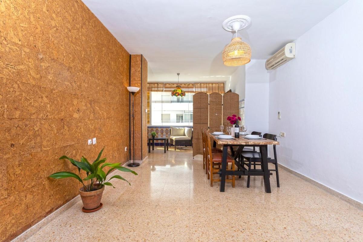 -Malagasunapts- West Beach Malaga Seafood & Relax Luaran gambar